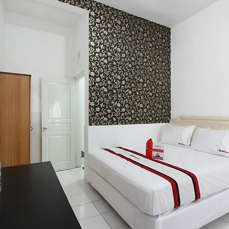 Reddoorz Near Gejayan Hotel Kejayan Kültér fotó