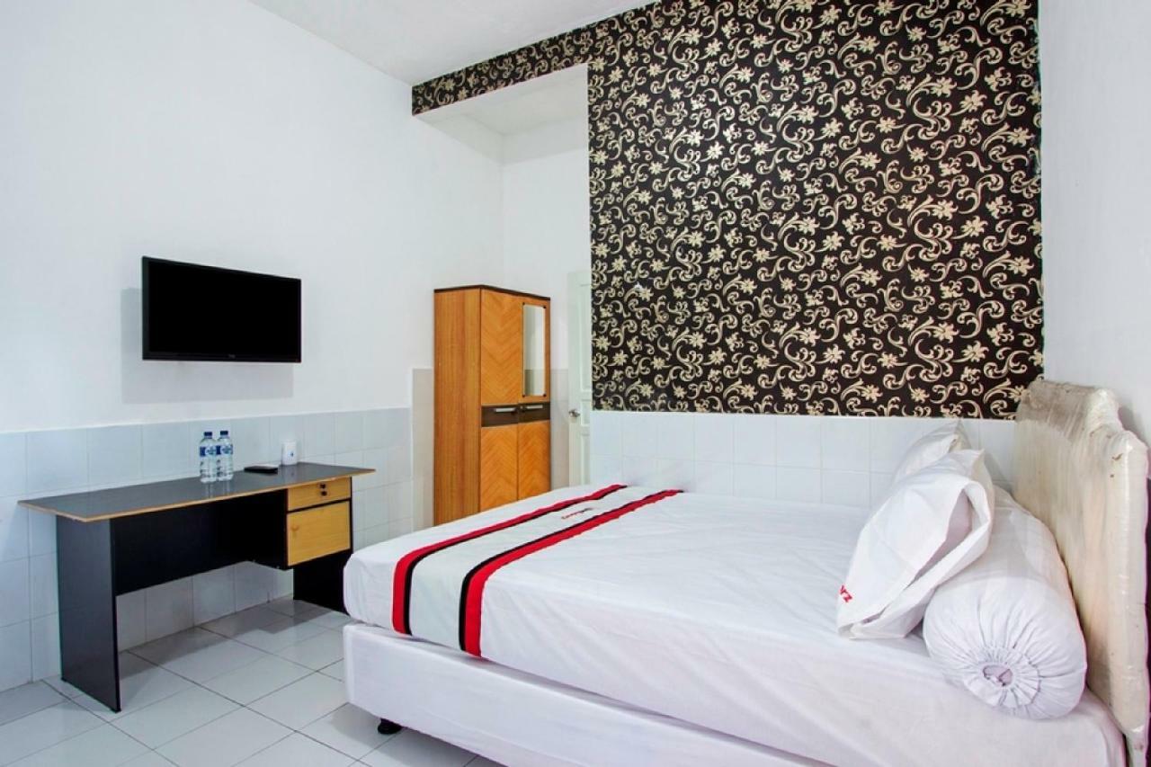 Reddoorz Near Gejayan Hotel Kejayan Kültér fotó